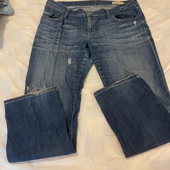 Gap Limited Edition Distressed Jeans - Size32/14 - Picture 3 of 5